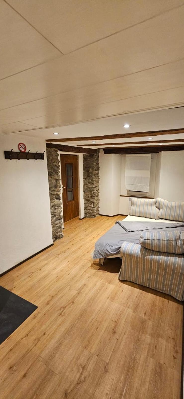 Apartamento Airolo With Private Parking Exterior foto